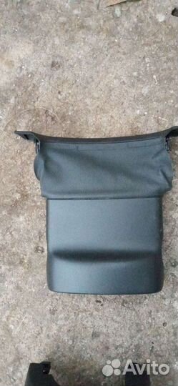 Кожух рулевой колонки Шкода Йети