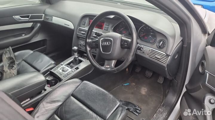 Крыло переднее правое audi A6 C6 2005