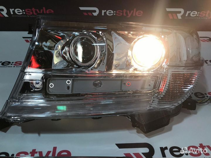 Фары + Решетка Toyota Land Cruiser 200 D2194