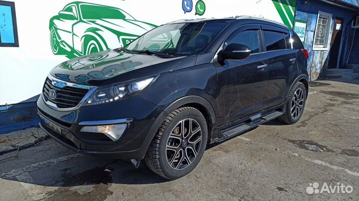 Накладка декоративная AUX Kia Sportage 846323U010W