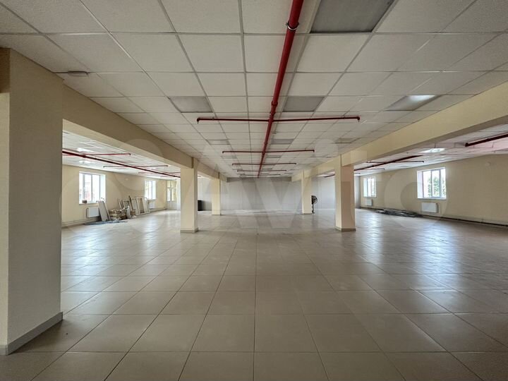 Торгово-офисная площадь с ремонтом, 580 м²