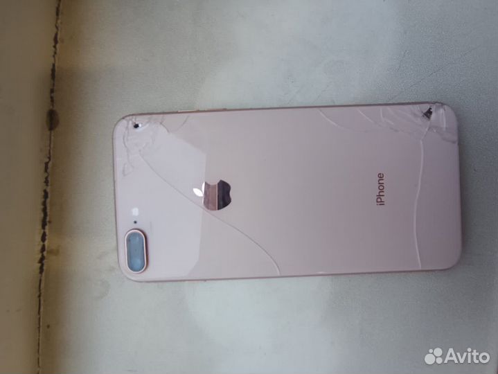 Телефон iPhone 8 plus