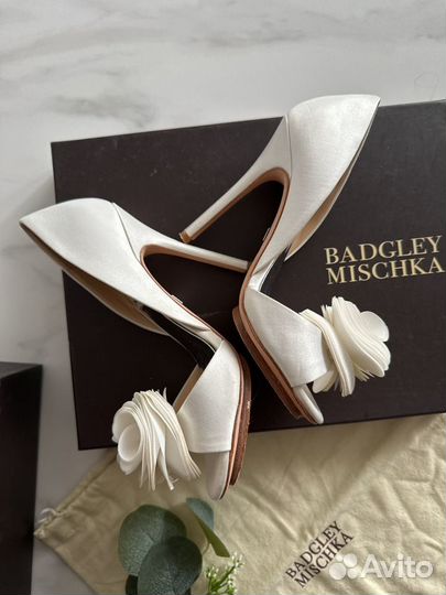 Туфли badgley mischka 35,5 размер