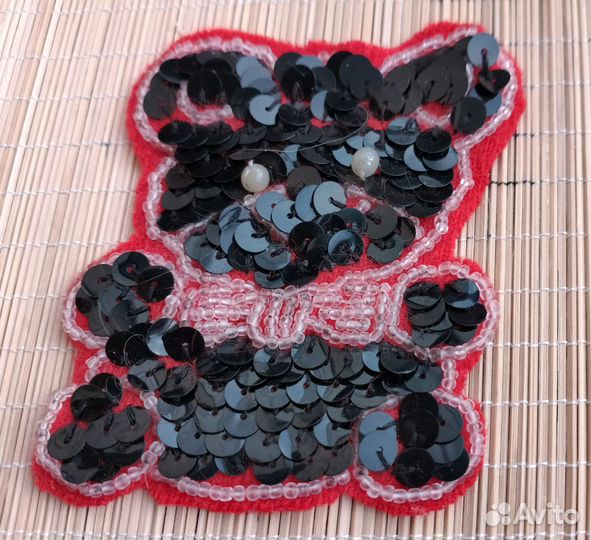 Аппликация на одежду