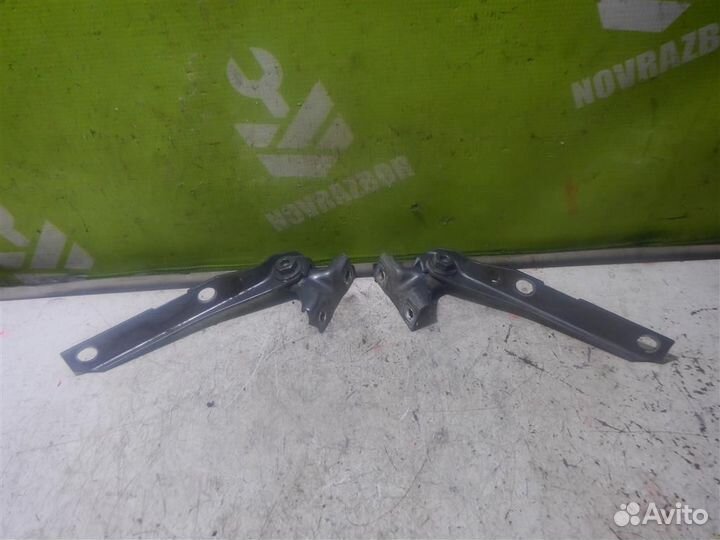 Петля капота Ауди 80 90 Б4