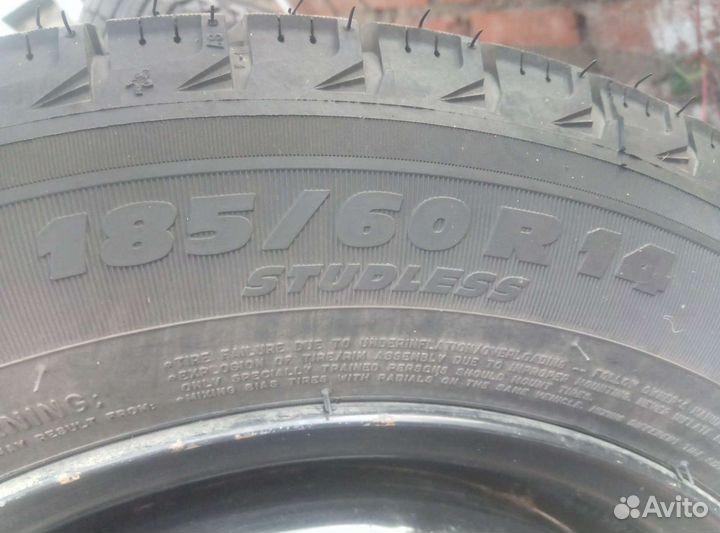 Комплект зимних шин Michelin185/60 r14 на дисках