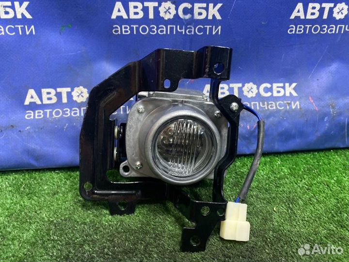 Туманка передняя правая Mitsubishi Lancer CS1A