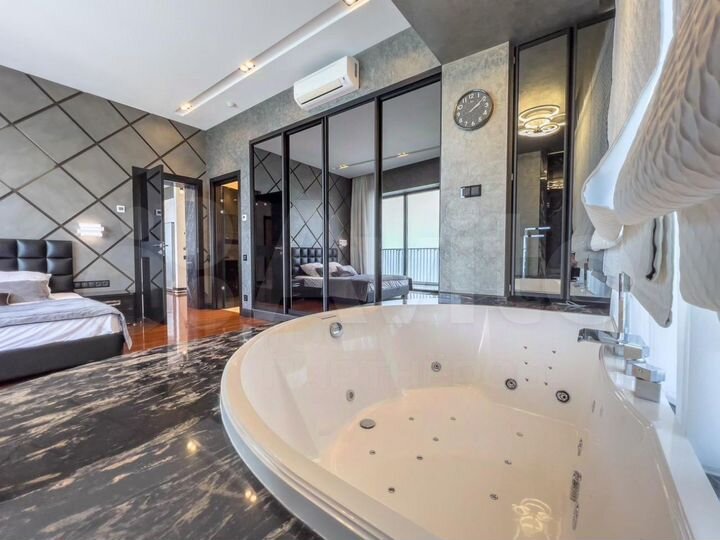 4-к. апартаменты, 157 м², 10/30 эт.