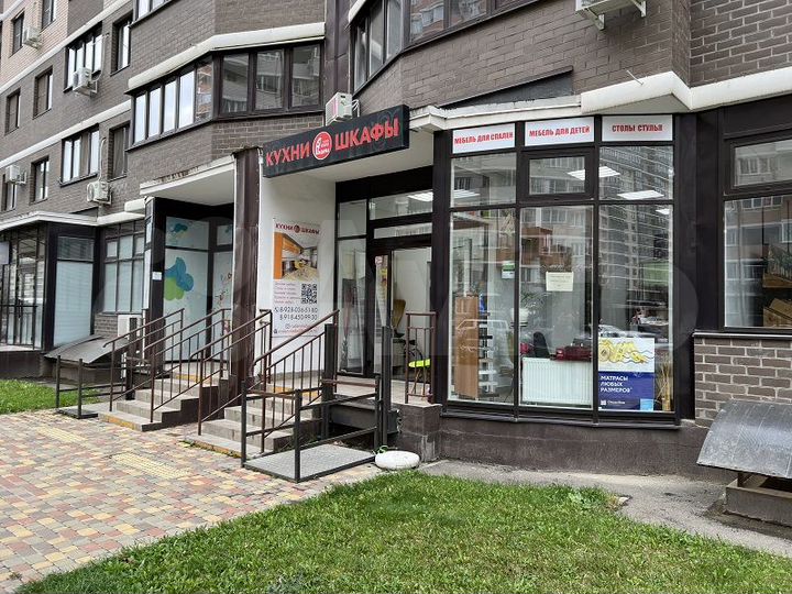 Торговое помещение в ЖК Инсити, 147.5 м²