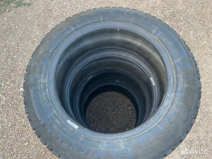 Michelin X-Ice North 4 205/55 R16