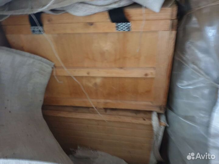 Улей для пчел бу остатки рамки рамканос мёдогонка