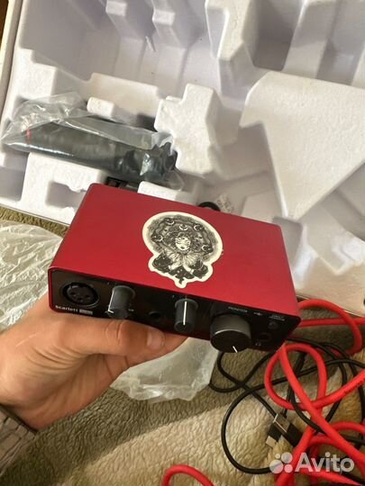 Комплект звукозаписи Focusrite Scarlet Solo Studio