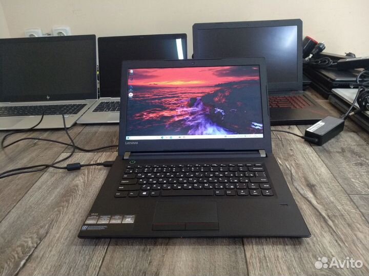 Lenovo V-серии (Хорошее изображение, Мощный )