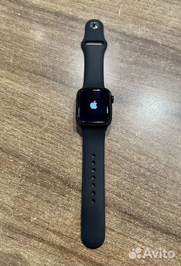 Apple Watch 8 41 mm (Midnight)