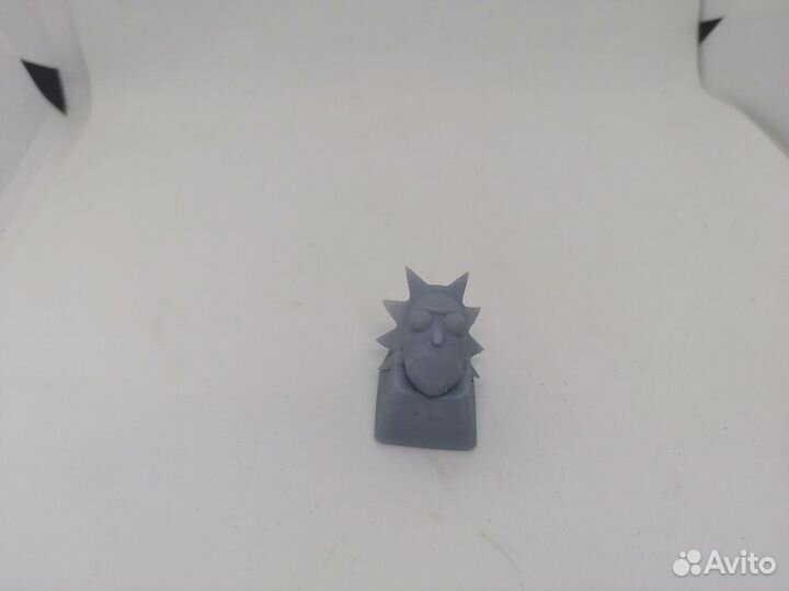 Кастомные кейкапы Рик Санчез