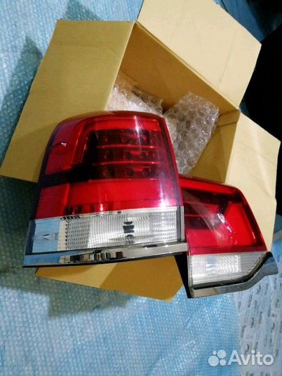 Фонари задние Toyota Land Cruiser 200 2015-2021