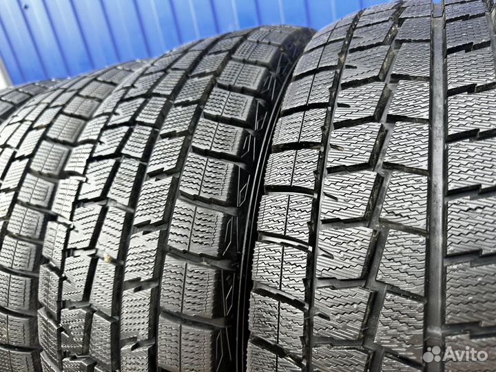 Dunlop Winter Maxx WM02 215/60 R17 96Q