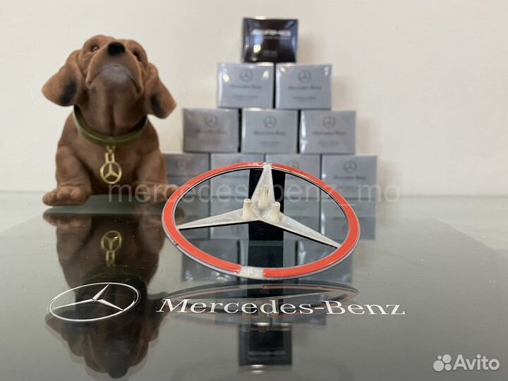 Эмблема звезда Мерседес Бенц на крышку багажника