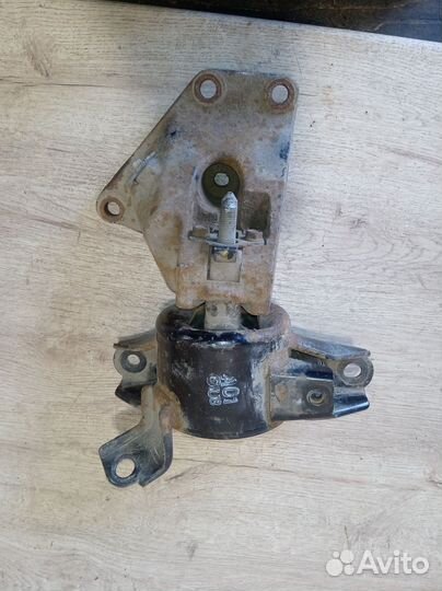 Опора кпп Hyundai Solaris