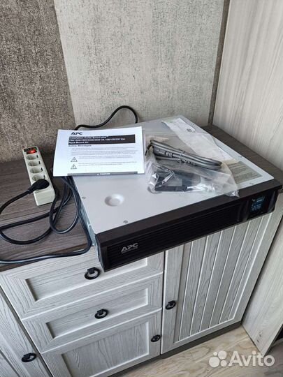 Ибп сетевой APC Smart-ups c2000 smc2000i-2U