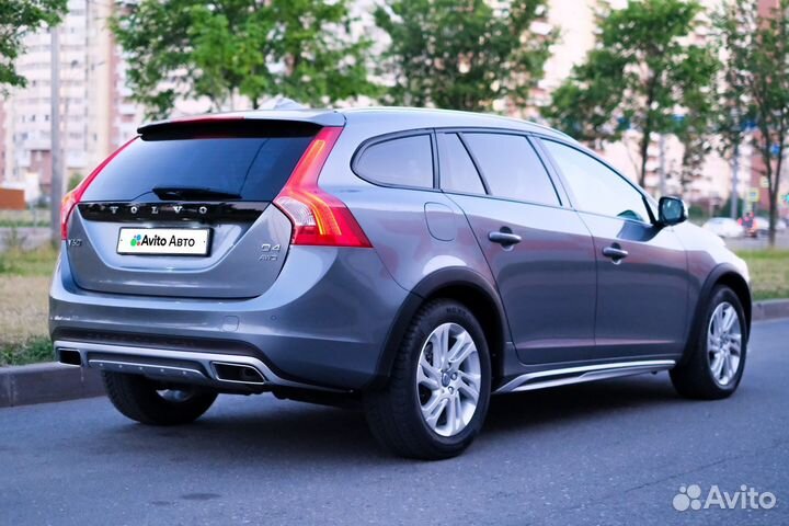 Volvo V60 Cross Country 2.4 AT, 2015, 144 000 км