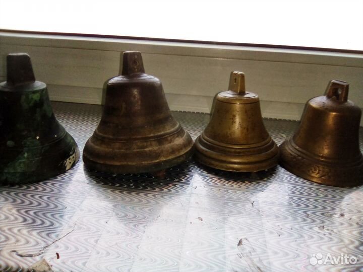 Колокольчик старинный