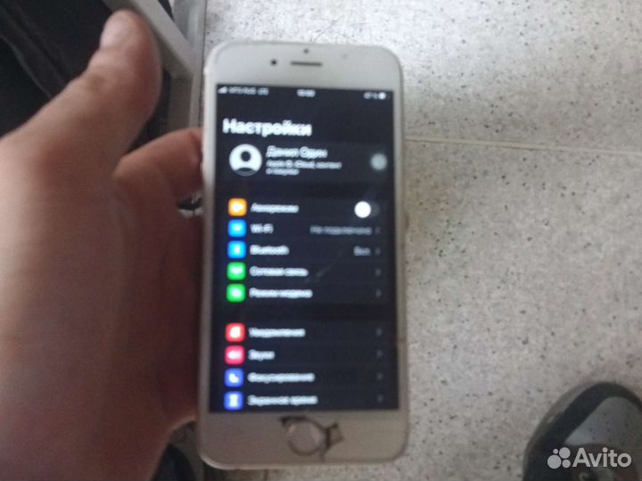 Телефон iPhone 6s