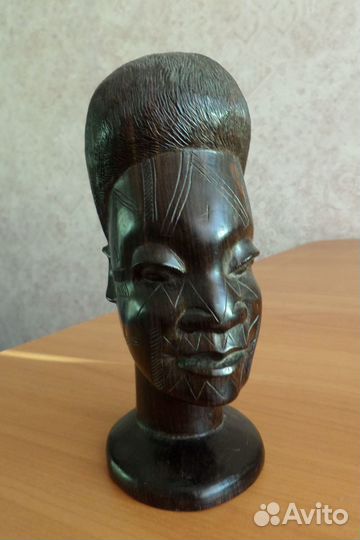 Статуэтка из эбенового дерева. Африка. 1950-1960-е