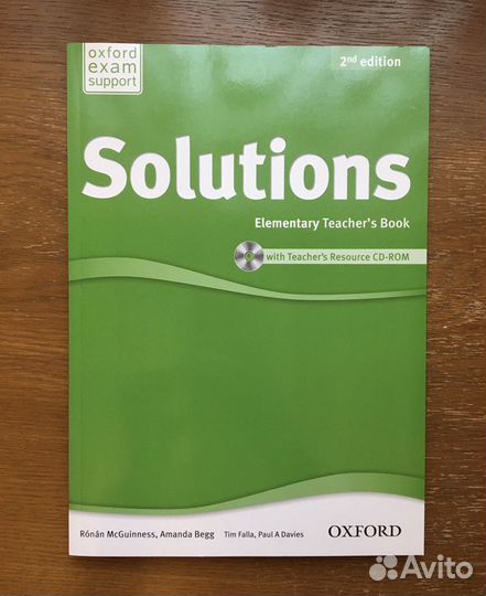 Solutions Elementary Teacher’s book with CD-ROM. 2