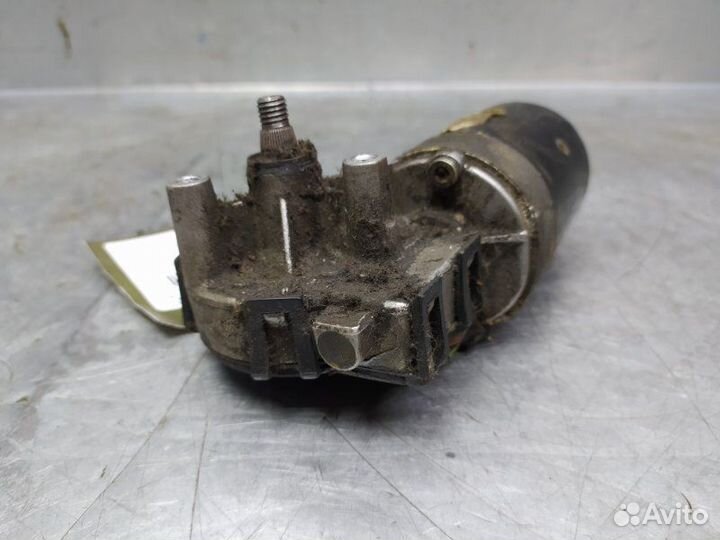 Моторчик стеклоочистителя передний Volkswagen Bora