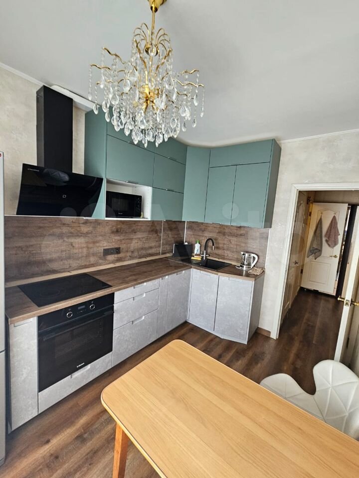 2-к. квартира, 56 м², 6/10 эт.