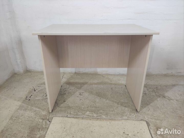 Столы для учебы компьютерные 3шт бу