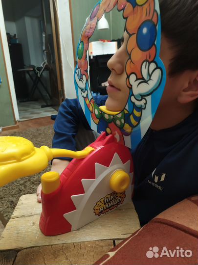 Пирог в лицо