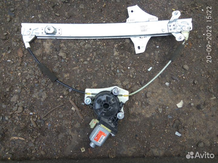 Стеклоподъемник задний Хендай Солярис 2 2017г