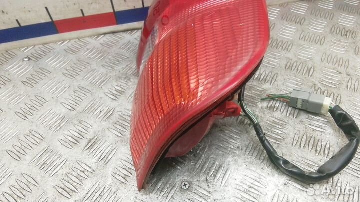 Фонарь Toyota RAV 4 (2000-2005)