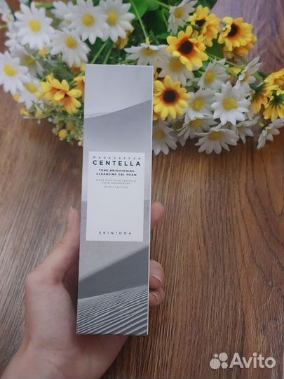 Осветляющая гель-пенка для умывания skin1004