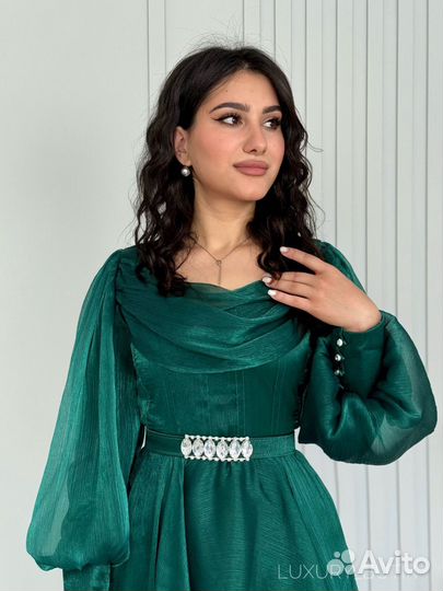 Вечернее платье