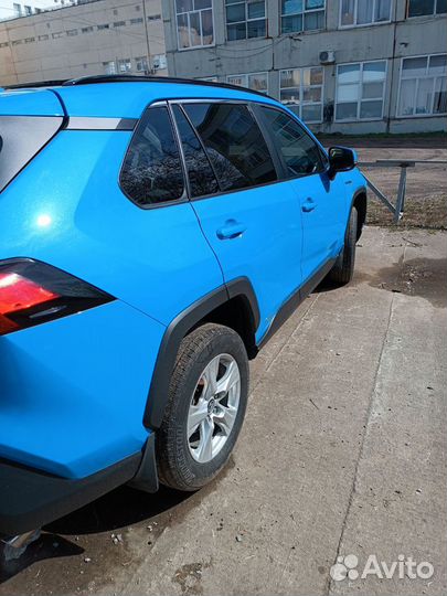 Toyota RAV4 2.5 AT, 2019, 75 820 км