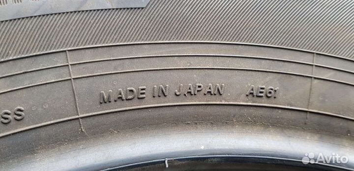 Yokohama BluEarth-XT AE61 215/65 R17 99V