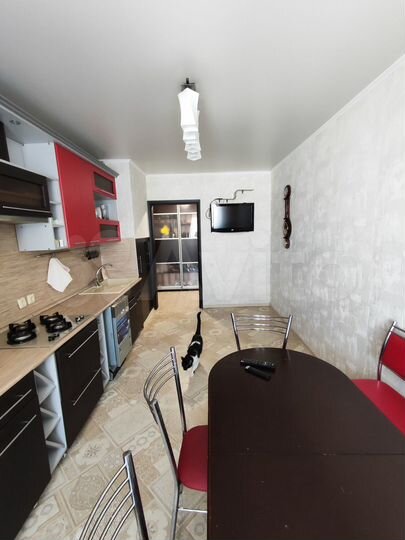 2-к. квартира, 60 м², 8/10 эт.