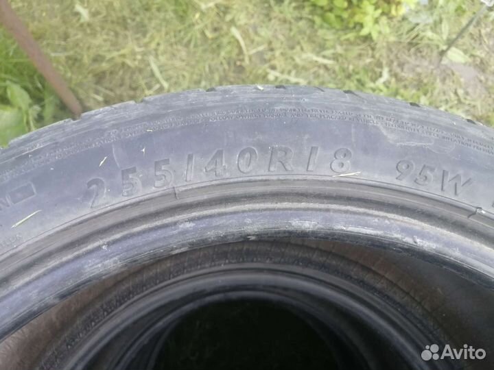 Dunlop SP Sport 9090 255/40 R18 95W