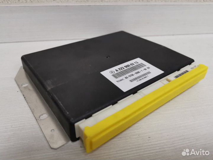 Блок управления пневмоподвески W222 Mercedes-Benz