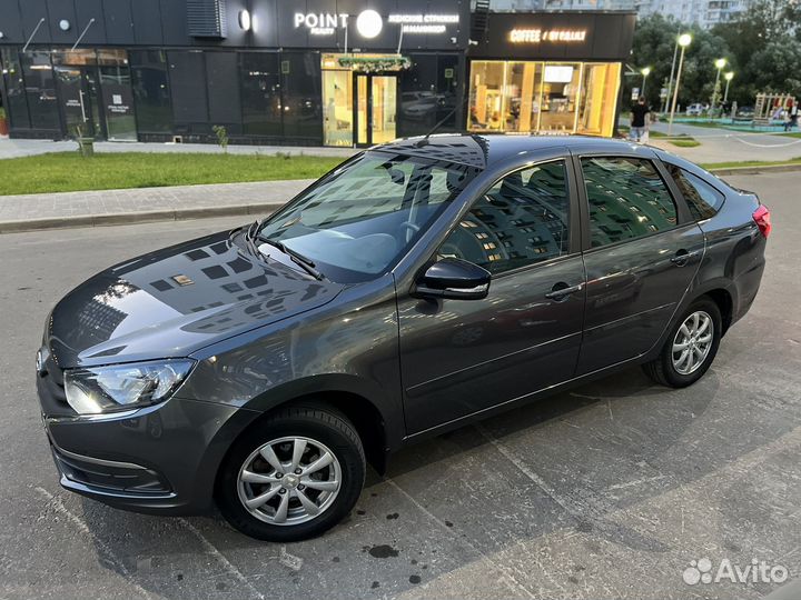 LADA Granta 1.6 МТ, 2021, 49 800 км