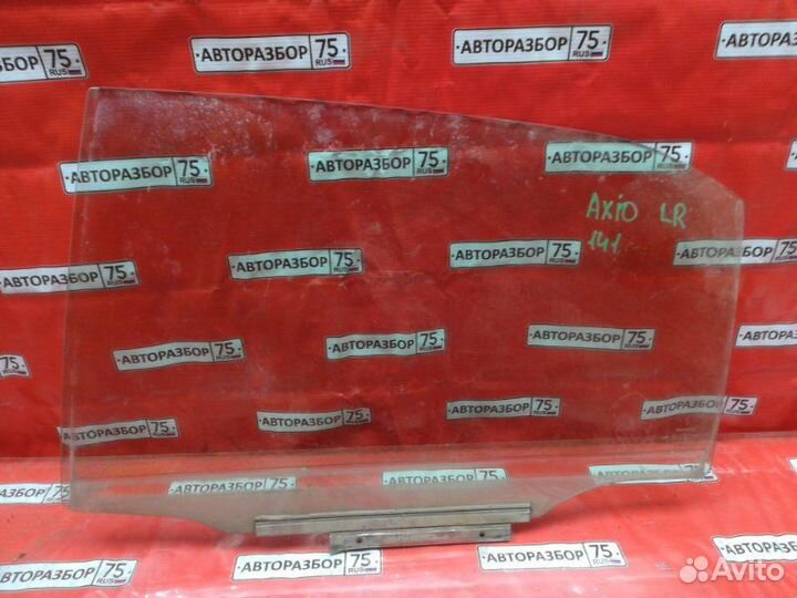 Стекло боковое заднее левое Toyota Corolla Axio