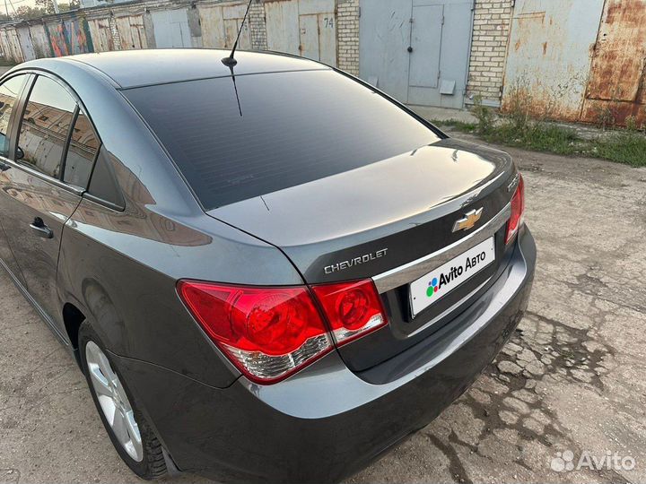 Chevrolet Cruze 1.8 AT, 2011, 230 000 км
