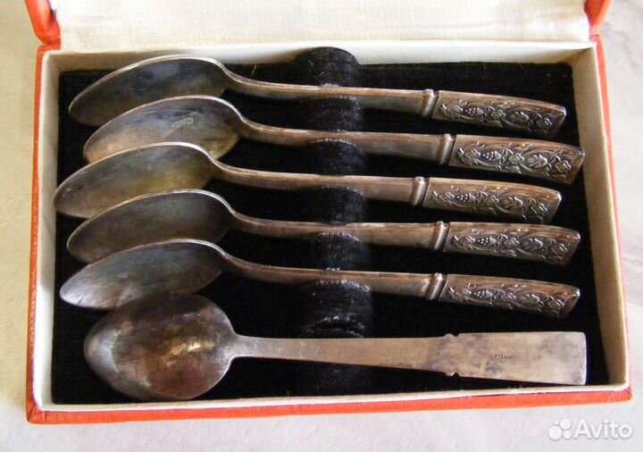 Набор чайных ложек в коробке. Мельхиор.Серебрение