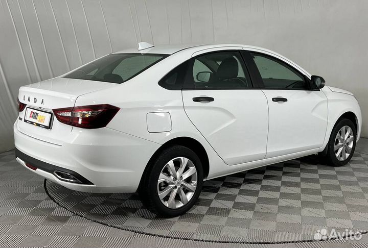 LADA Vesta 1.6 МТ, 2023, 15 796 км