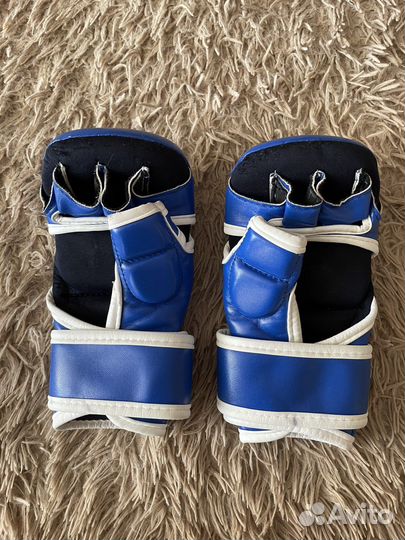 Перчатки для MMA