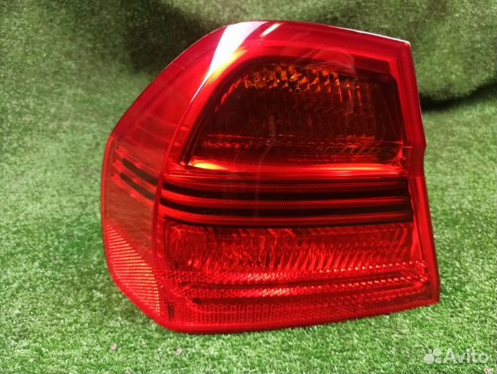 Задний фонарь левый Bmw E90