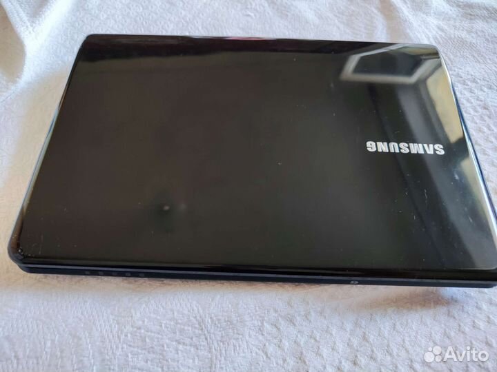 Ноутбук Samsung np-nc110